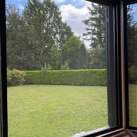 Con Giardino Vicino E Milano Guanzate